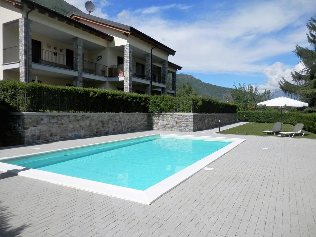 Апартаменти Casa Lella With Pool And Garden Ленно Екстер'єр фото