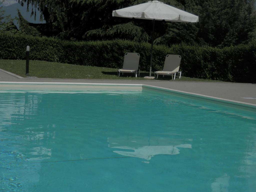 Апартаменти Casa Lella With Pool And Garden Ленно Екстер'єр фото